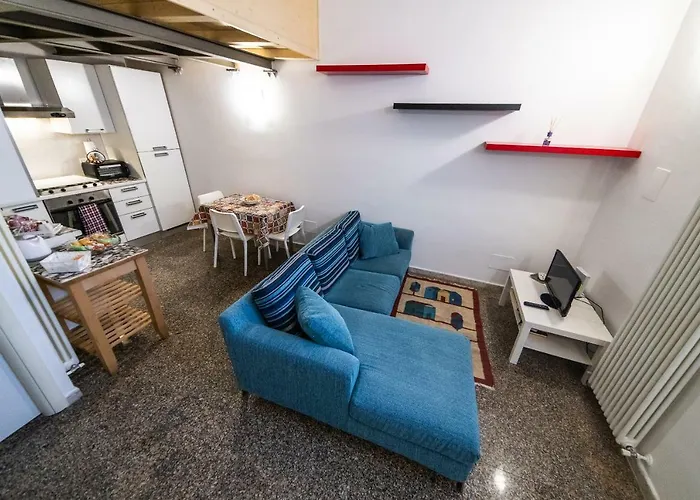 Anais' Loft- Osp. Sant'orsola-fiera Apartment *